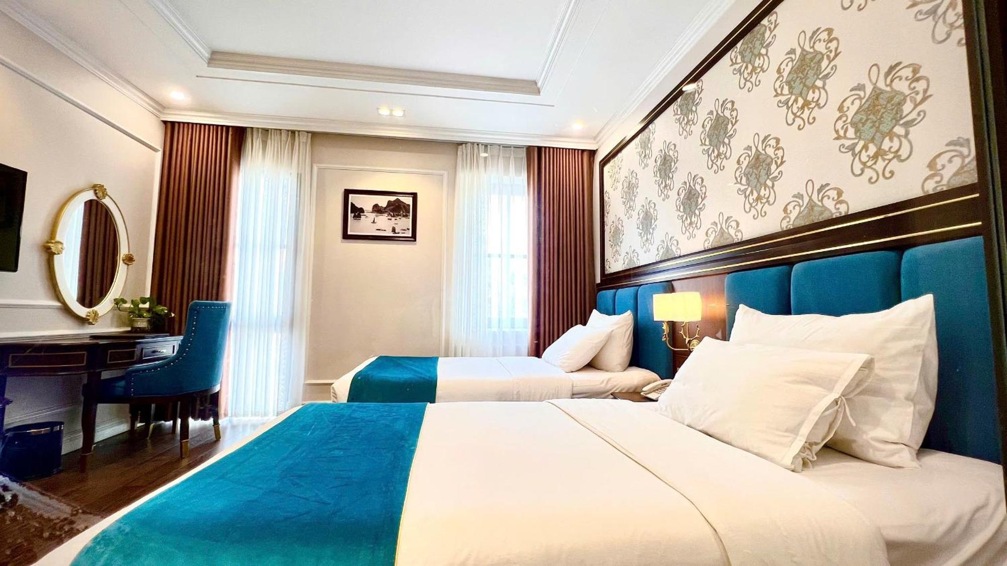 Rubyqueen Halong Hotel Ha Long Exterior photo